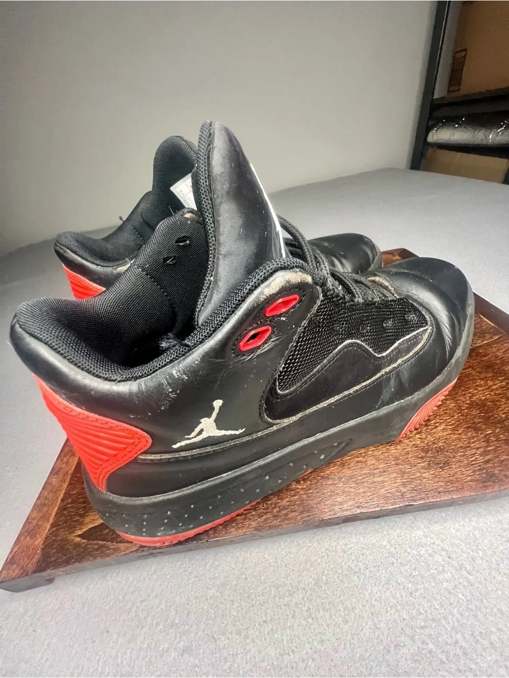 Size 8 - Air Jordan Max Aura 2 Bred Men’s Black Red